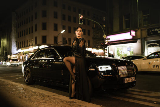 Rolls-Royce-Black-Badge-Bein